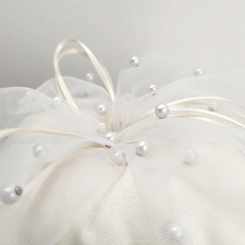 31bb手作り真珠クッションホワイトリングベアラー枕フラワー - Ring Bearer Pillow のレビューと価格