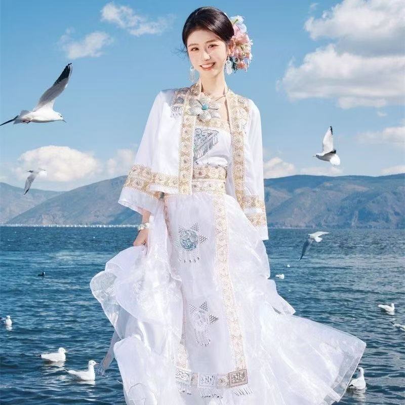2026年春モン族衣装女性用伝統中国服旅行結婚式花嫁ユニフォ - Wedding Qw のレビューと価格