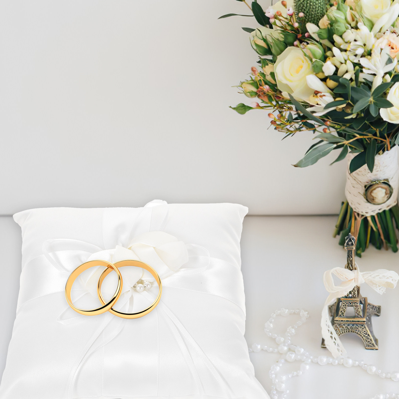 20x20cm エレガントなホワイトサテンポケットリングピロ - Ring Bearer Pillow のレビューと価格