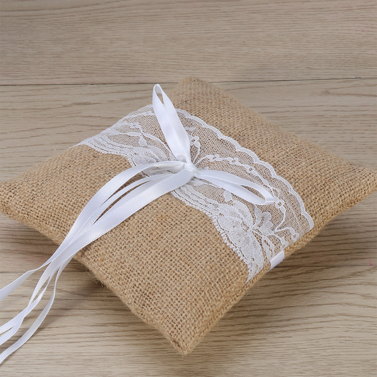 6個セット 6インチ バーラップジュートレース フラワーバス - Ring Bearer Pillow のレビューと価格