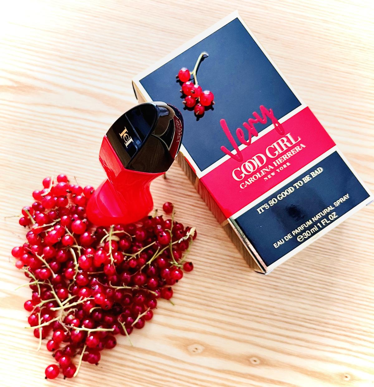 カロライナ・ヘレラ ベリーグッドガール EDP 80ml 女 - Wedding Fountain のレビューと価格
