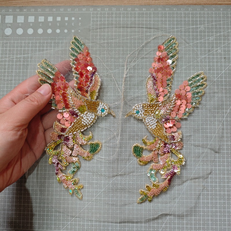 1組の新作ビーズ刺繍鳥飾りアクセサリー、花嫁のウェディングド - Wedding Dress Supply のレビューと価格
